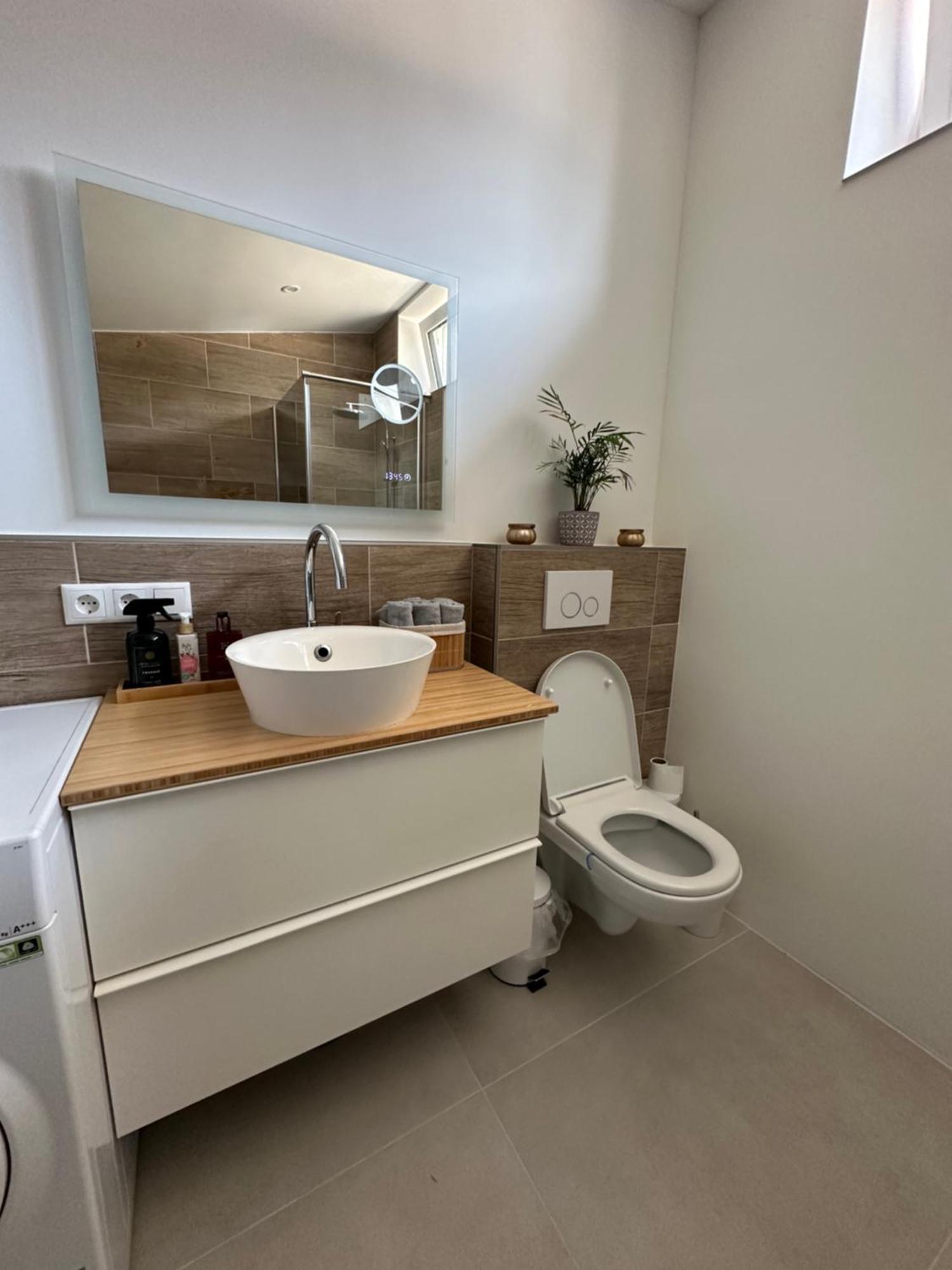 A&E Rooms Fernwald Екстер'єр фото